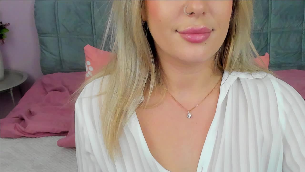 LaurenMorry Приват Записи 2026-05-15