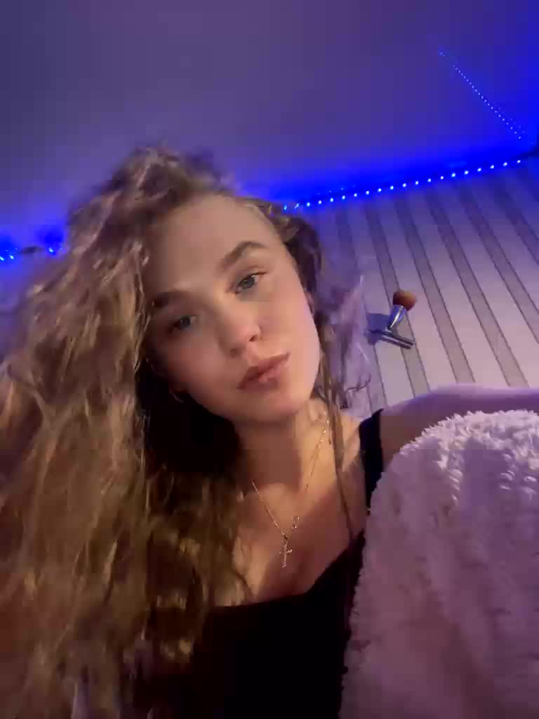 Melissashineee Приват Записи 2026-05-15