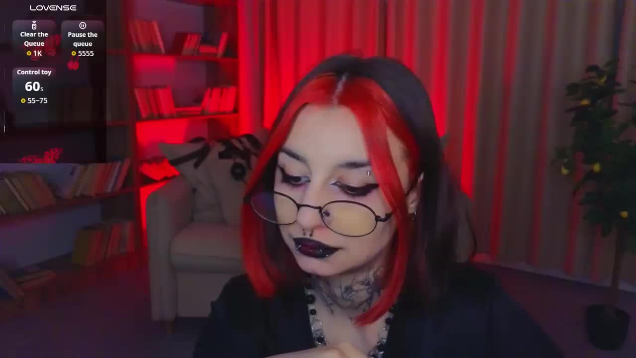 MistressMarcelline Приват Записи 2026-05-15