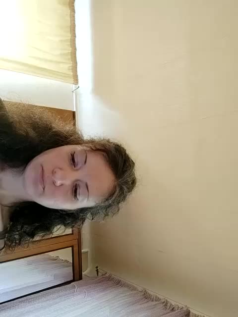 Viviennn Приват Записи 2026-05-15