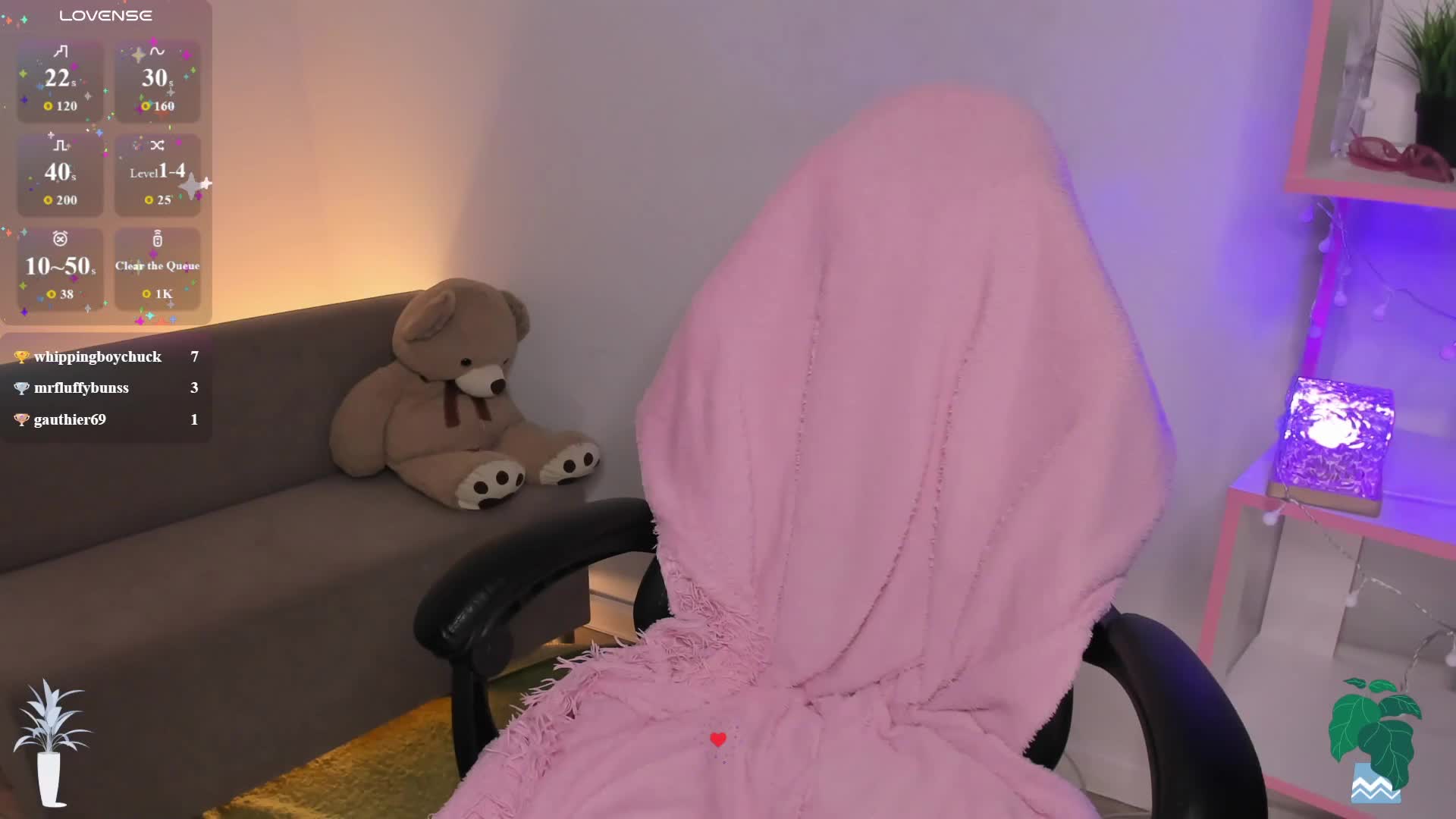 rosieroberts Приват Записи 2026-05-18