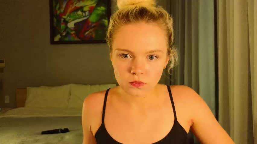 tenderlovesss Приват Записи 2026-05-18