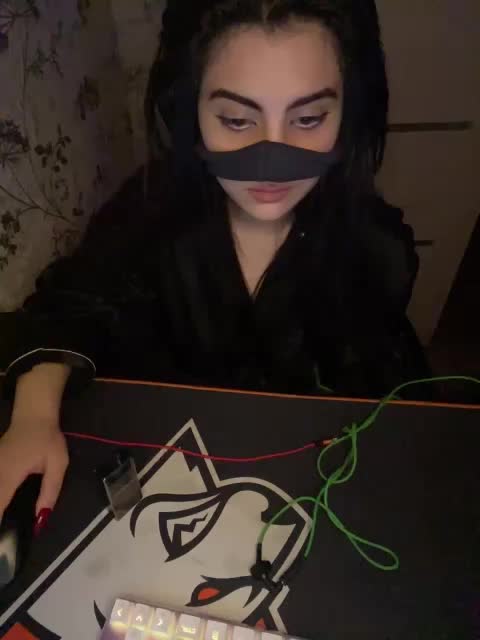 Aloeloea Приват Записи 2026-05-18