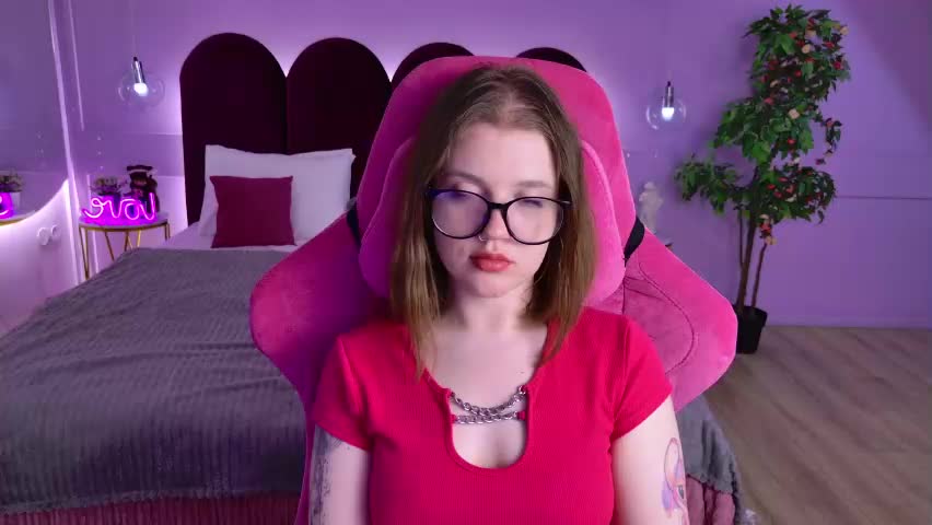 carolinasherry Приват Записи 2026-05-18