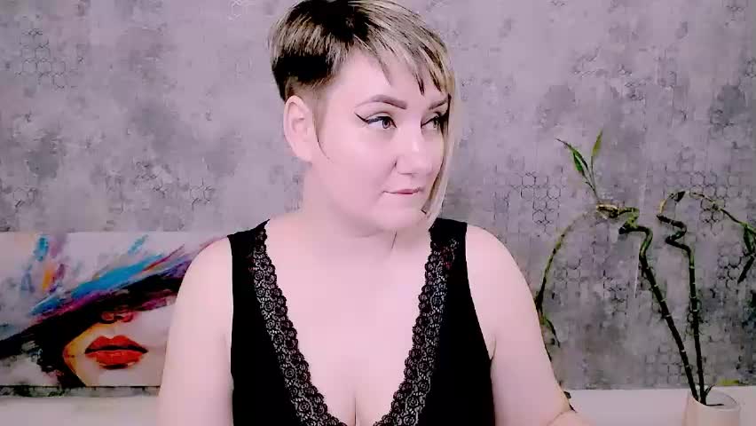 djullia Приват Записи 2026-05-18
