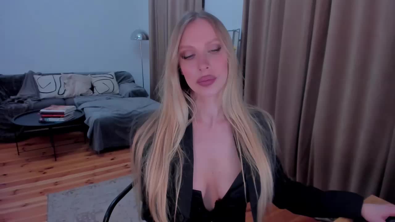 ToxicBlonde Приват Записи 2026-05-18