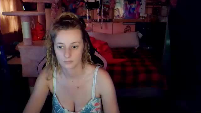 yoursecretgirlfriend963 Приват Записи 2026-05-19