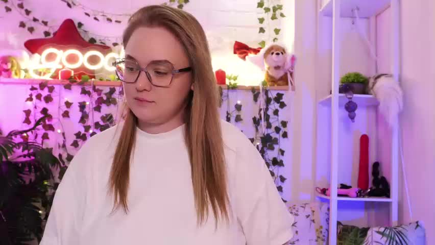 monicaasis Приват Записи 2026-05-24
