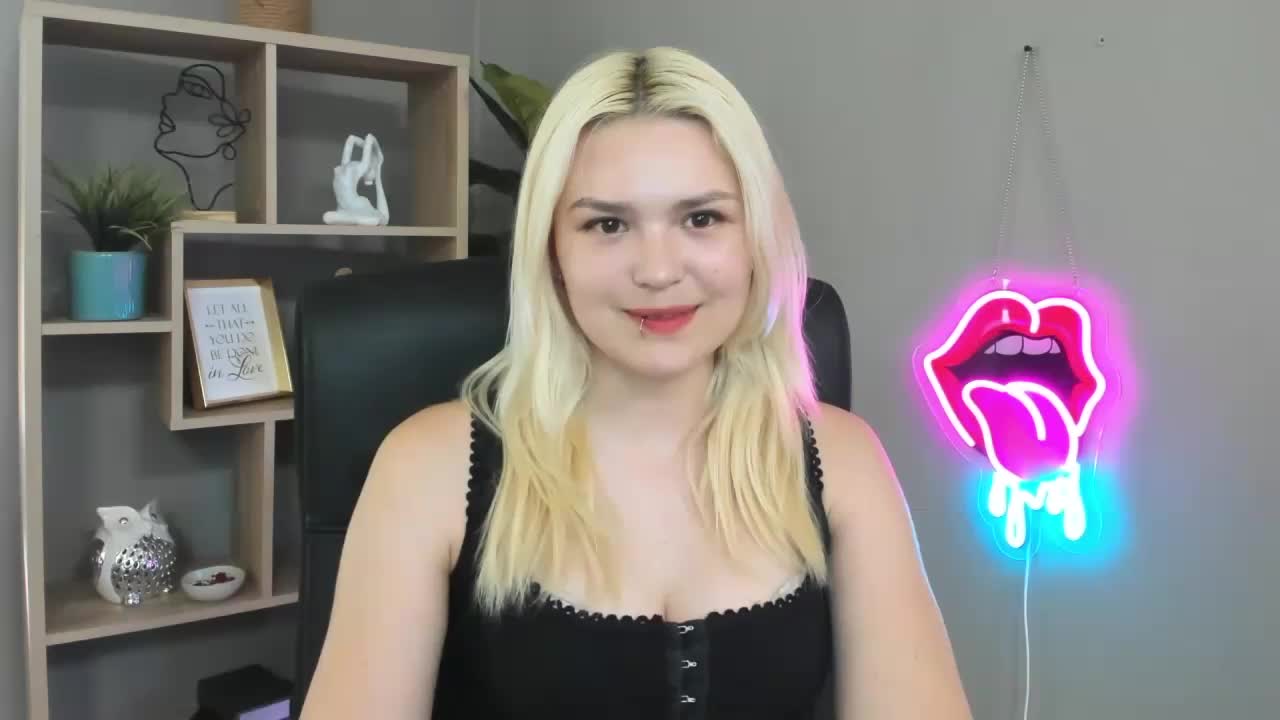 SweetLilyxo Приват Записи 2026-05-25