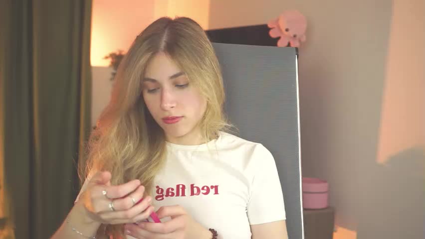 elliecutes Приват Записи 2026-05-25