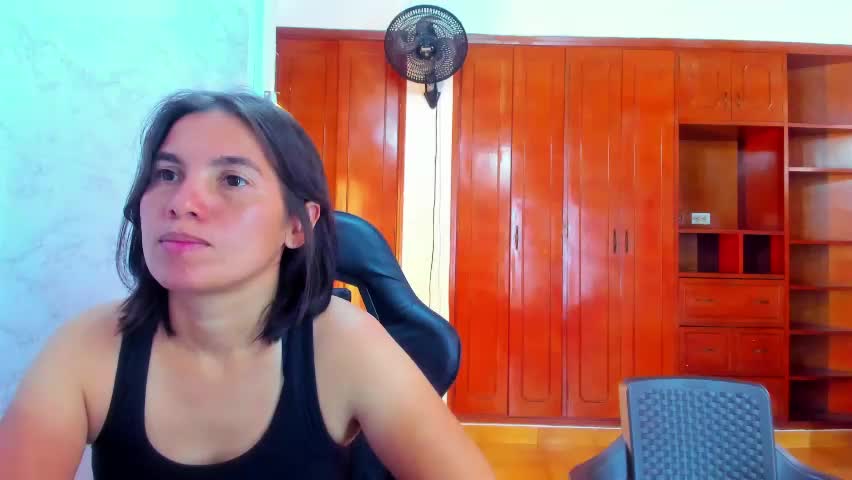 emily_and_soffy Приват Записи 2026-05-26