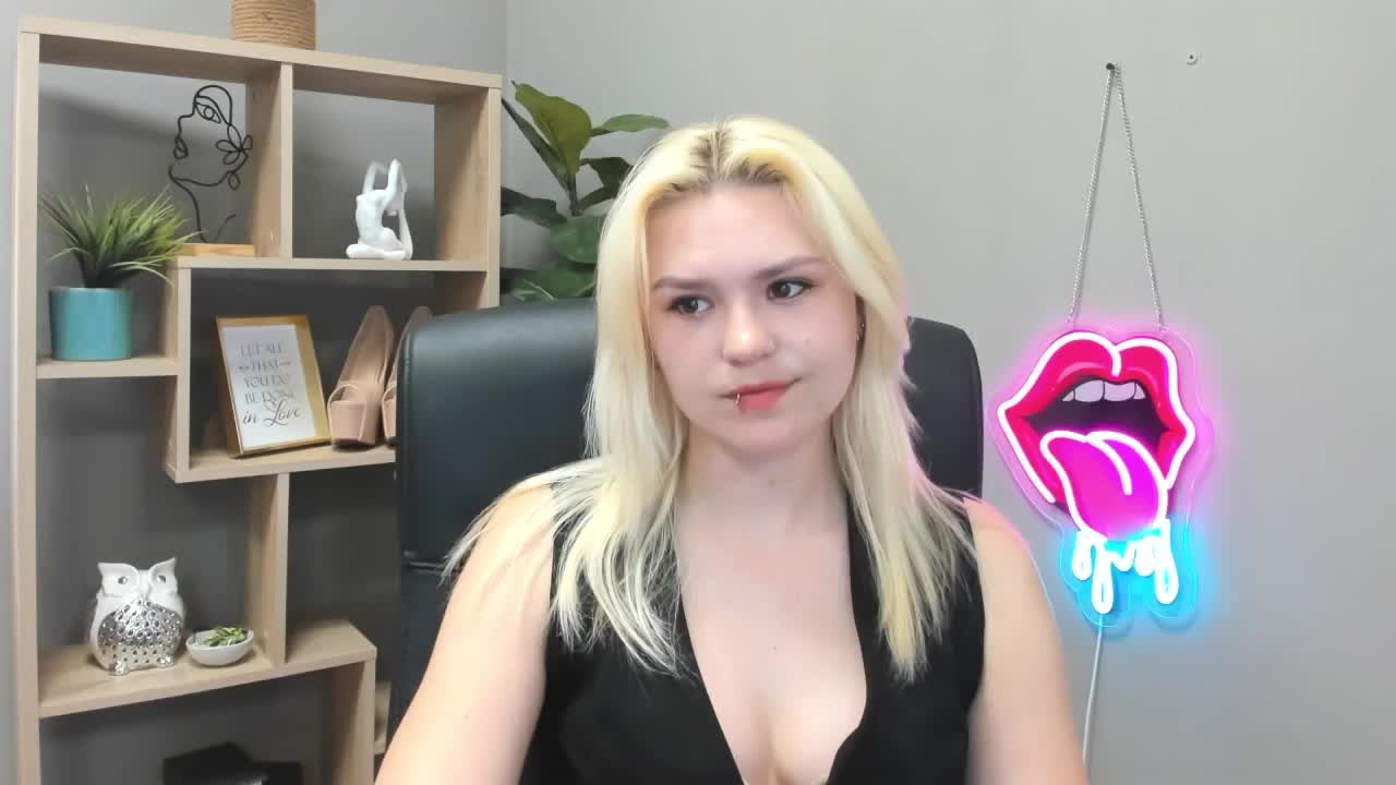 SweetLilyxo Приват Записи 2026-05-26