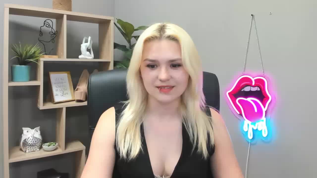 SweetLilyxo Приват Записи 2026-05-27