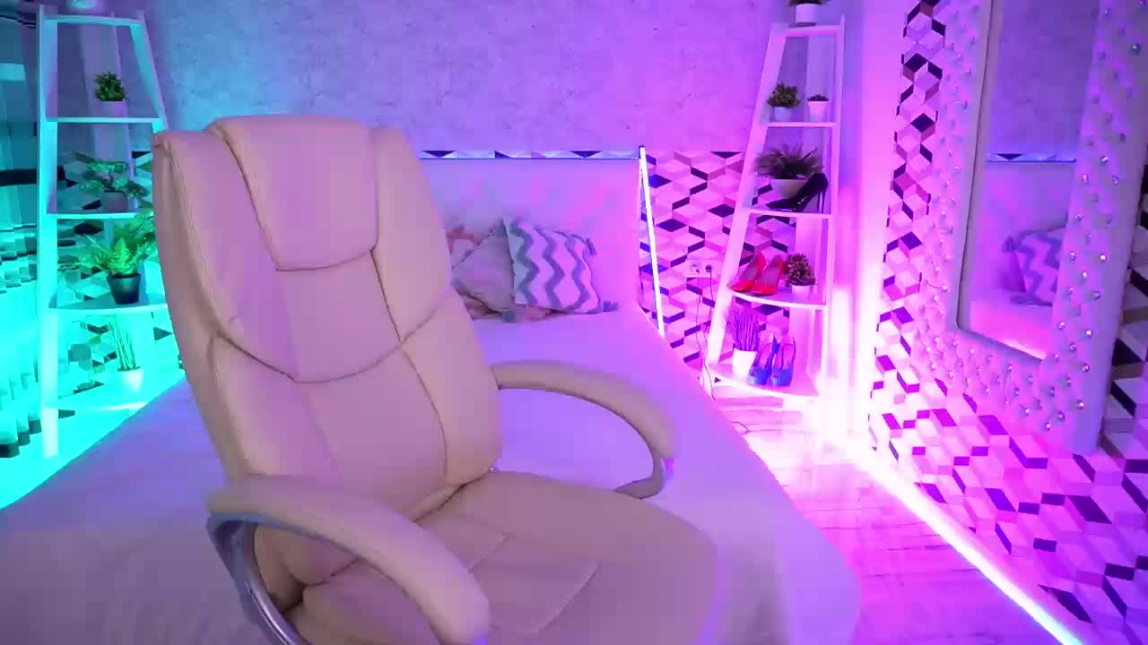 AmellyWhite Приват Записи 2026-05-28