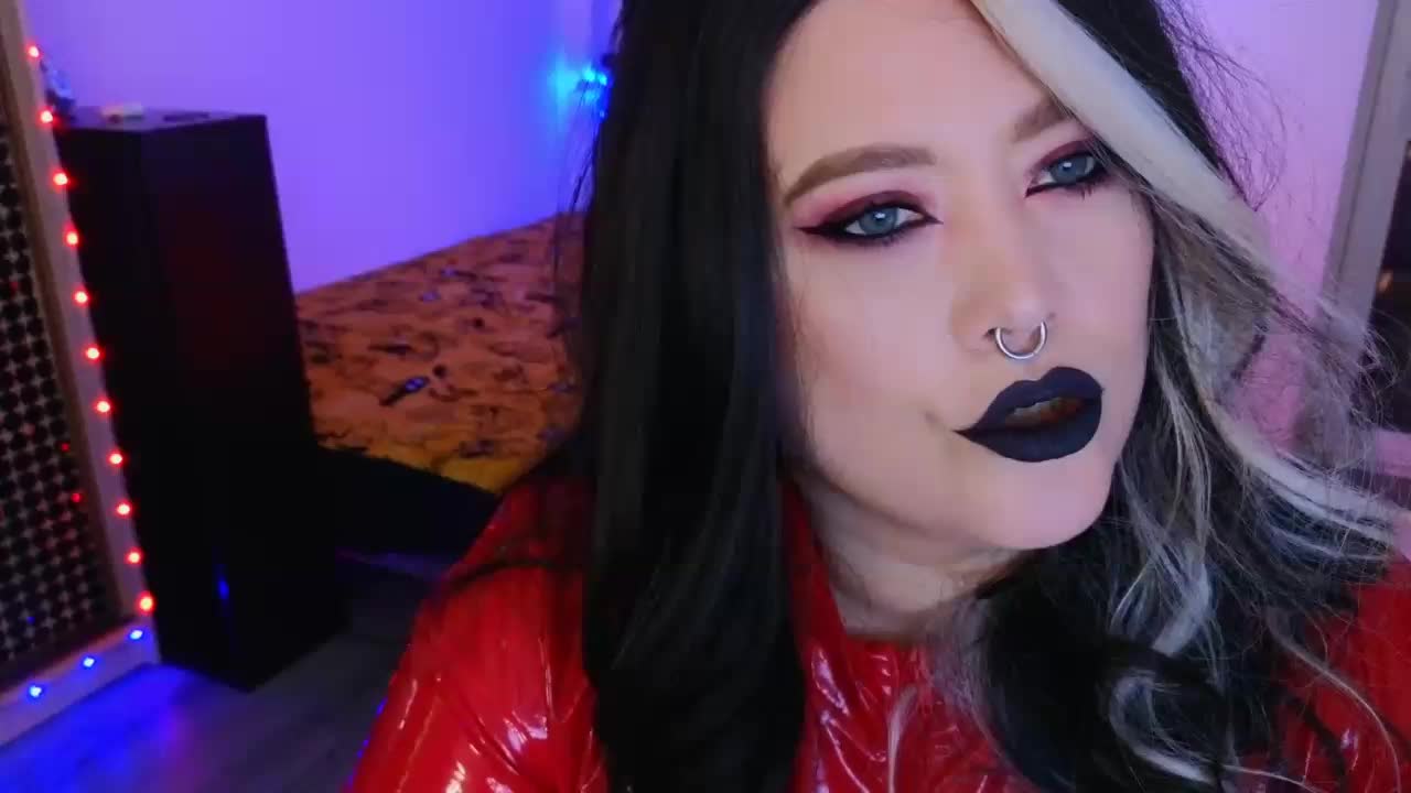 Laura-Wicked Приват Записи 2026-05-28