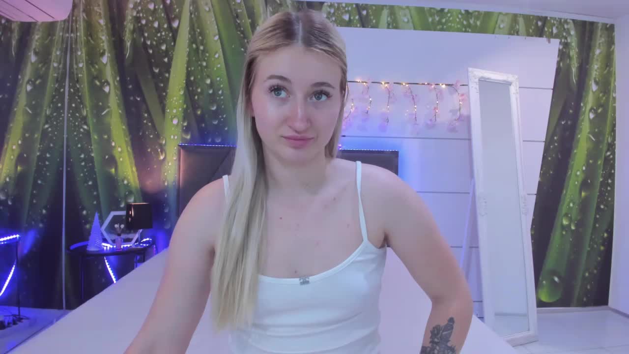 HollyTaillor Приват Записи 2026-05-28