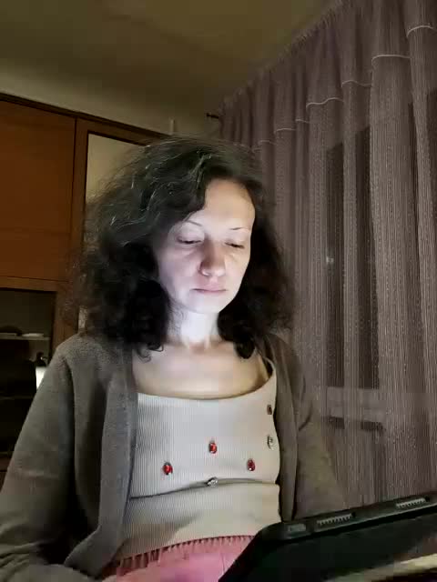 Viviennn Приват Записи 2026-06-03