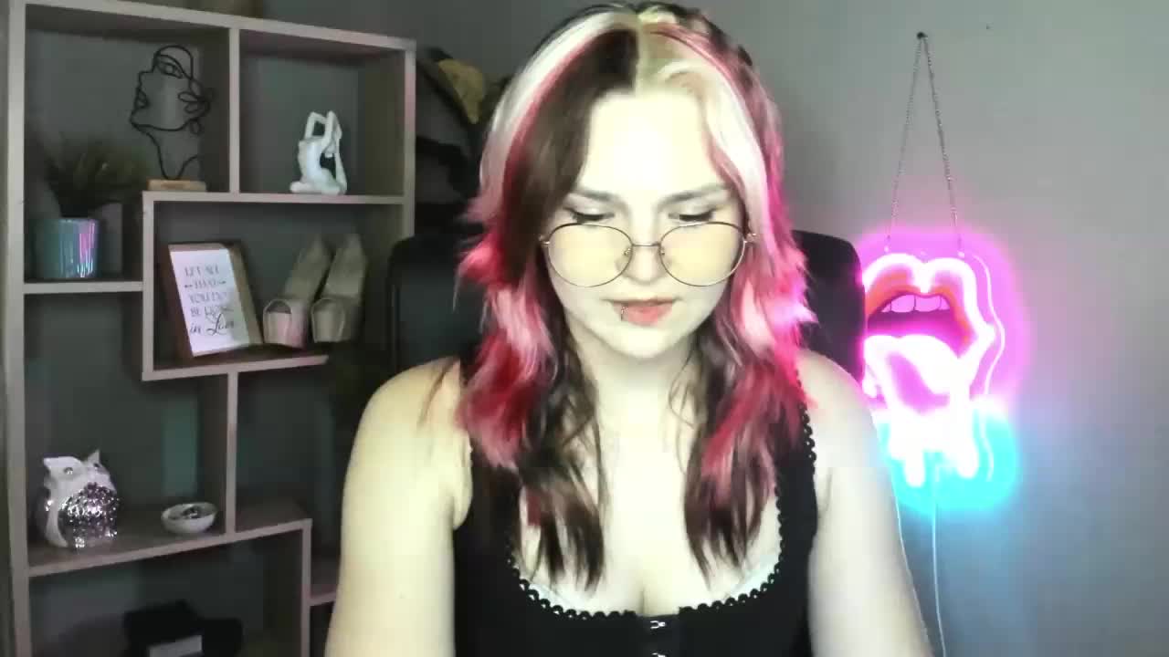 SweetLilyxo Приват Записи 2026-06-08