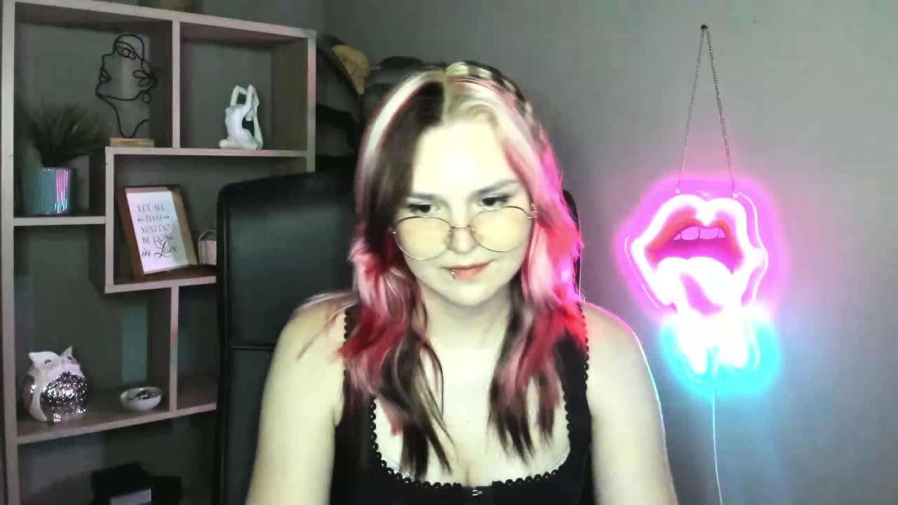 SweetLilyxo Приват Записи 2026-06-08