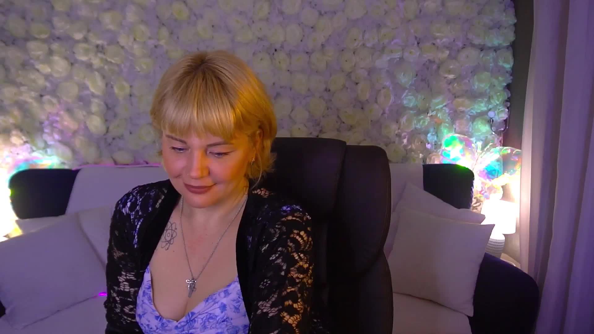 AmiraNight Приват Записи 2026-06-08