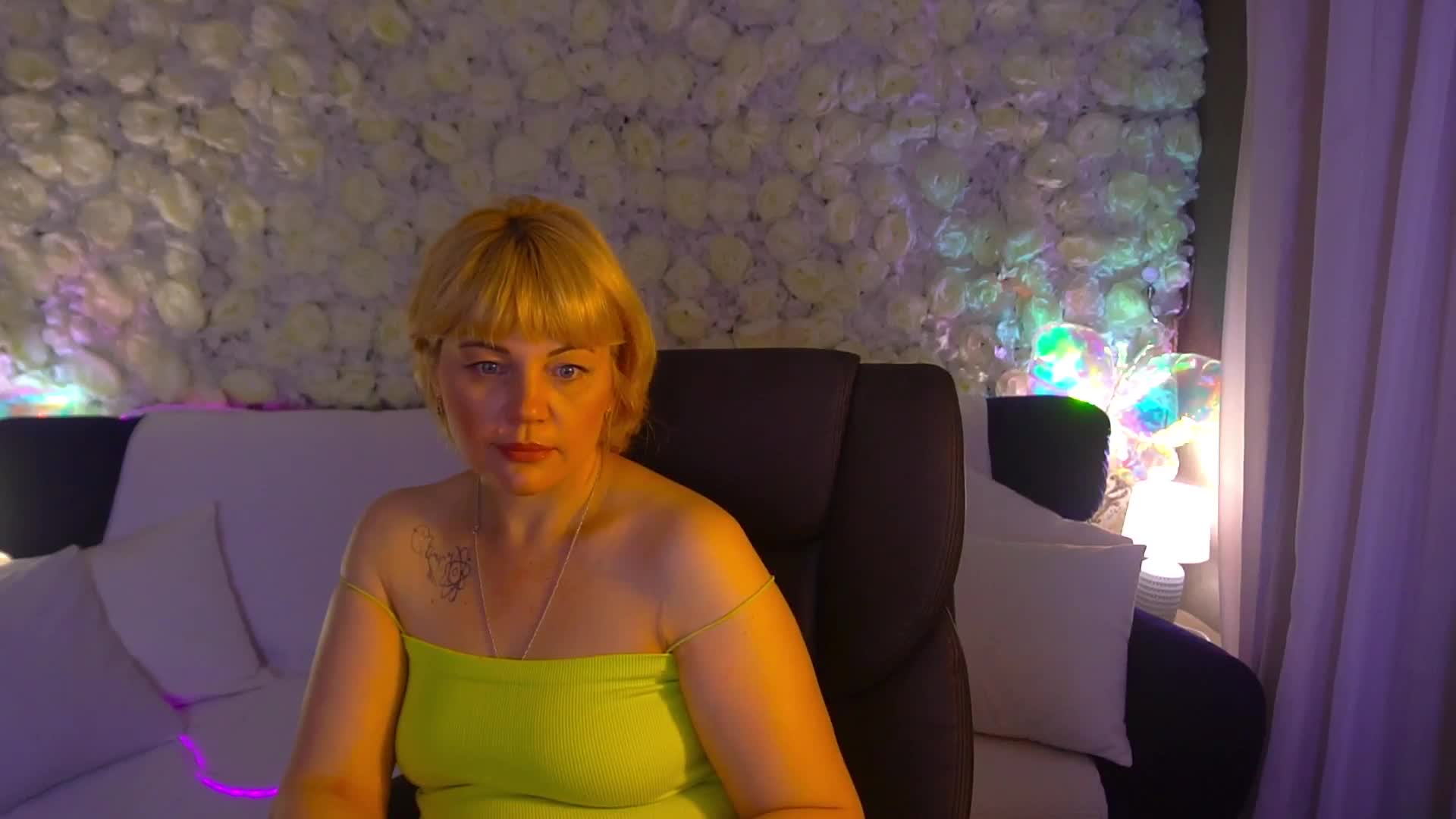 AmiraNight Приват Записи 2026-06-08