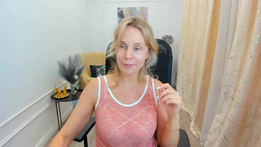 vivianlirei Приват Записи 2026-06-08