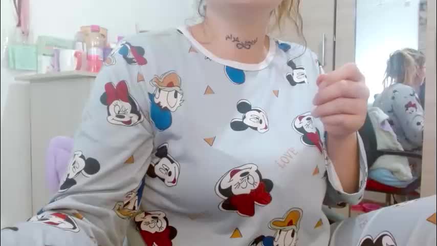 zoe_sexy69 Приват Записи 2026-06-09