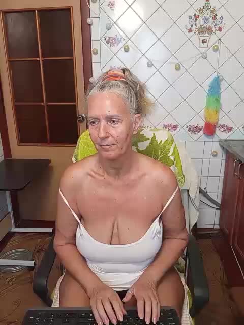 lukerya Приват Записи 2026-06-09