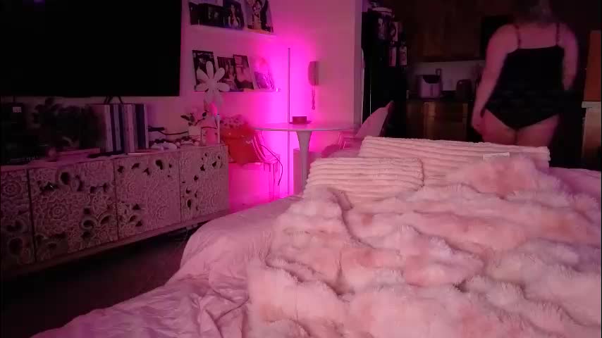 piggyrose Приват Записи 2026-06-11