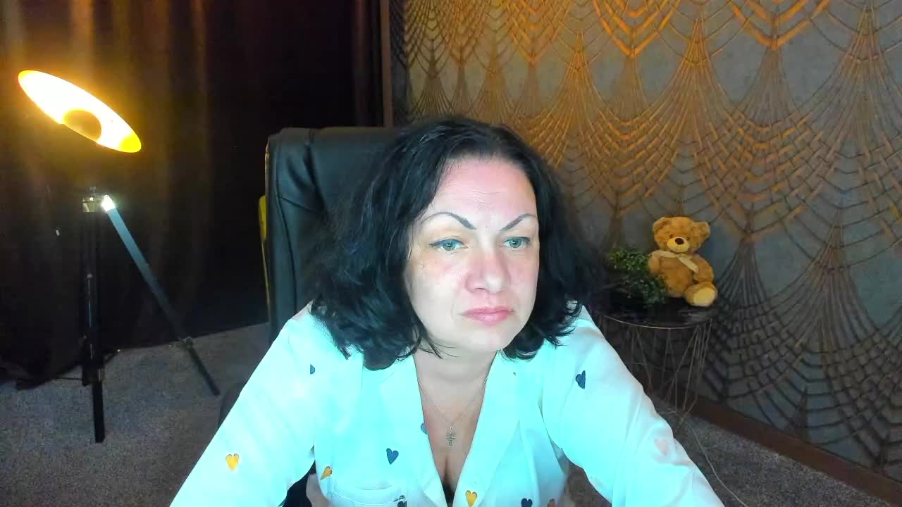IrissMoon Приват Записи 2026-06-14