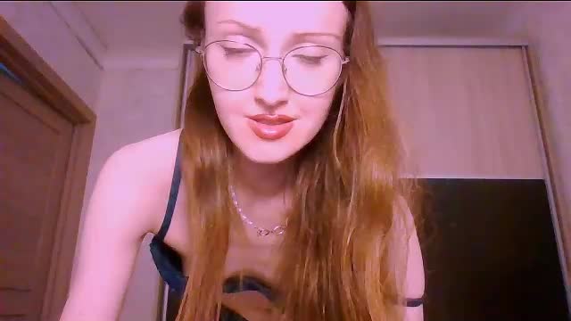 roxxywharton Приват Записи 2026-06-14