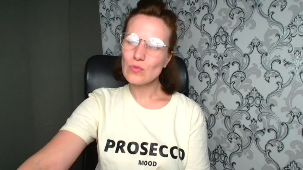 BellaKisss1 Приват Записи 2026-06-15