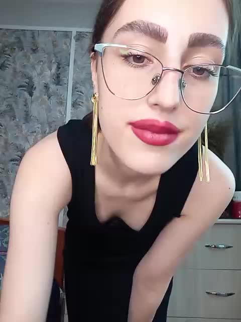 kiska-kira Приват Записи 2026-06-15