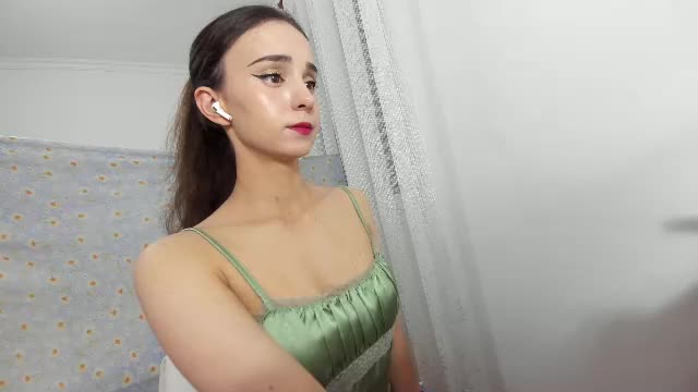 ehotlovea Приват Записи 2026-06-16