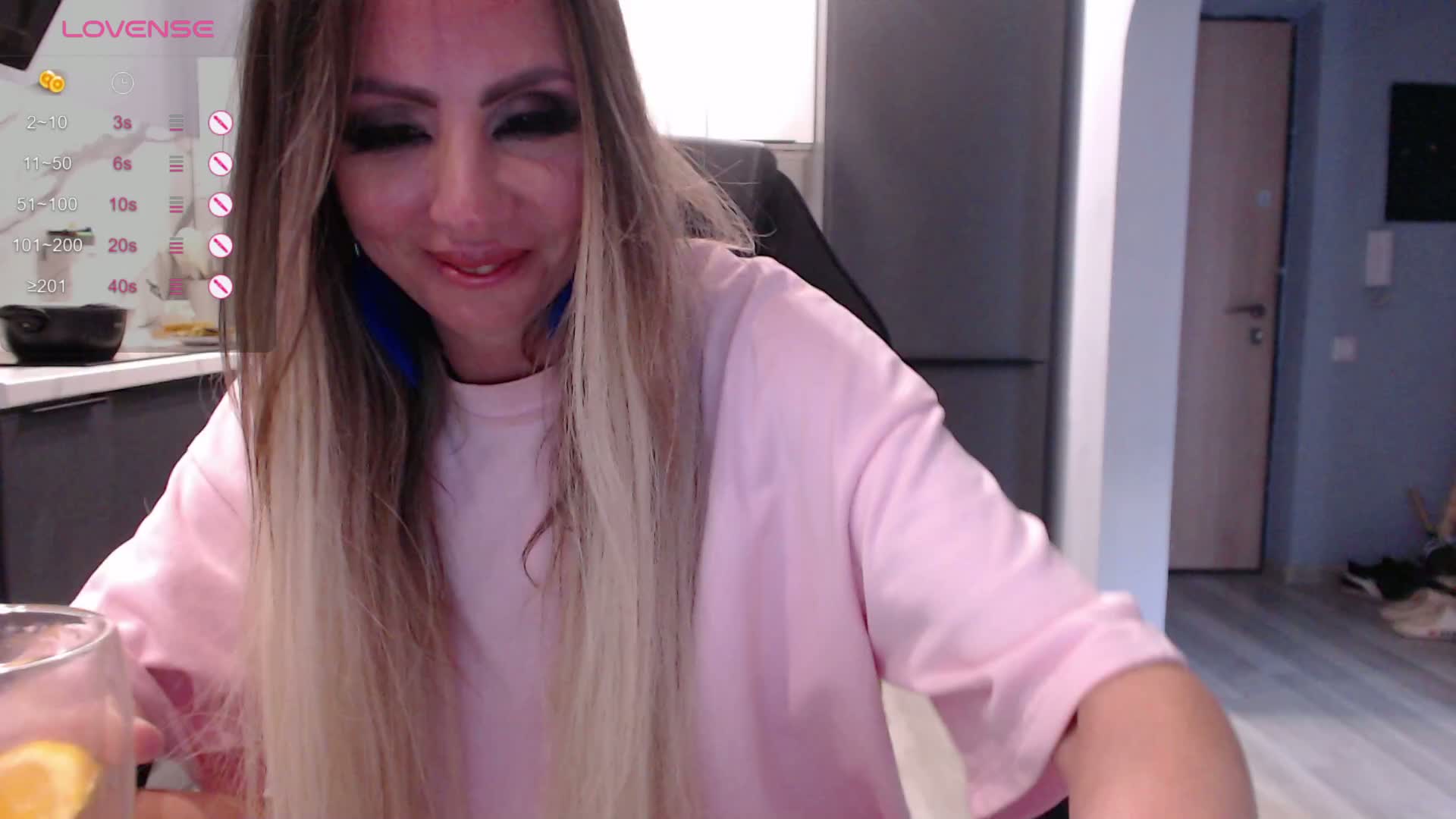 blondalina Приват Записи 2026-06-17