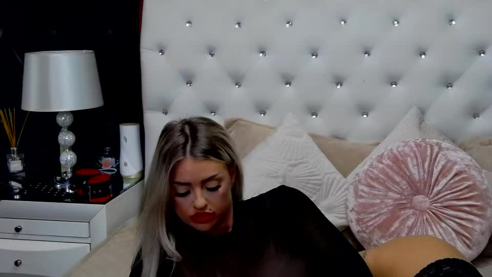 emmamavis Приват Записи 2026-06-20