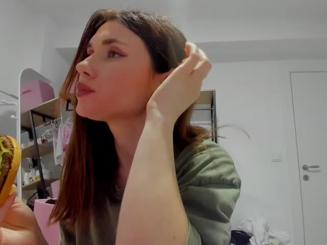 ZoiKissy Приват Записи 2026-06-21