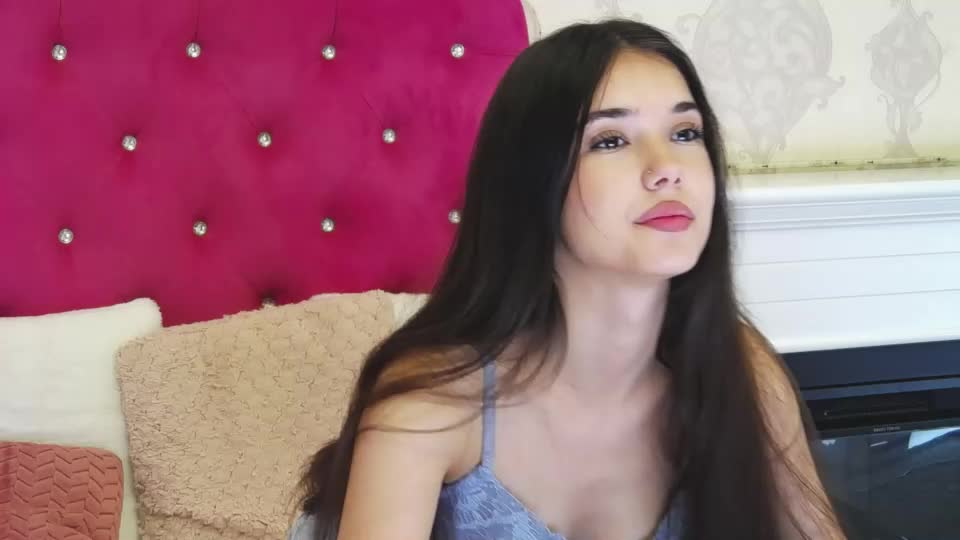 alexisdevine Приват Записи 2026-07-07