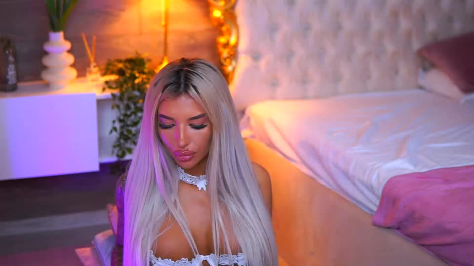 juicy_jessye Приват Записи 2026-07-08
