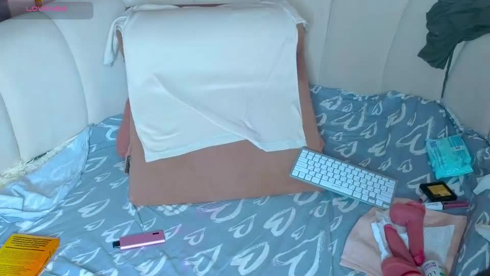 emilytrays Приват Записи 2026-07-12