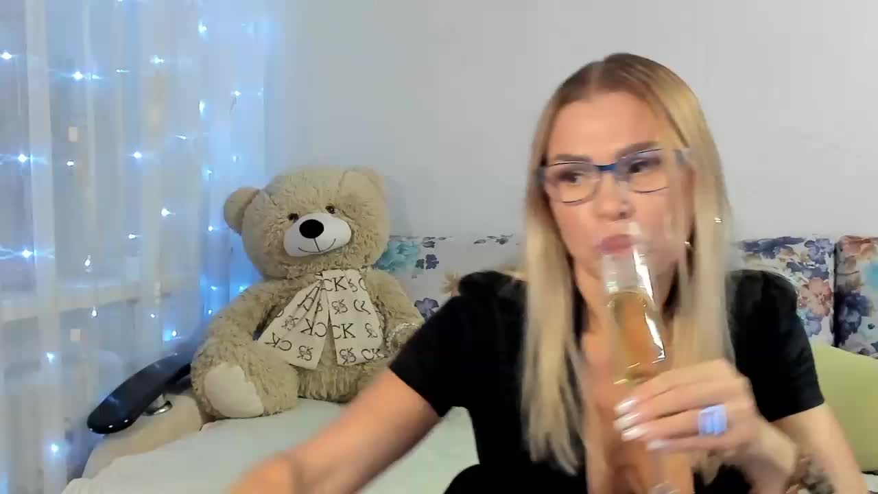 Lisa1225 Приват Записи 2026-07-13