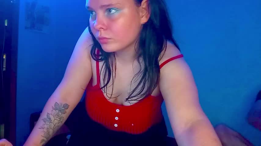 SweetPiggyx Приват Записи 2026-07-15