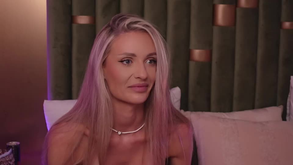 ameliaangell Приват Записи 2026-07-17
