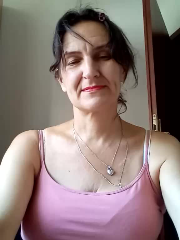AleneLorrie Приват Записи 2026-07-17