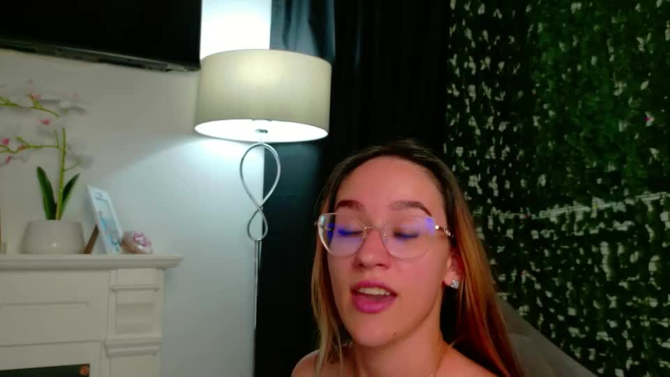 nicoleirisxxx Приват Записи 2026-07-17