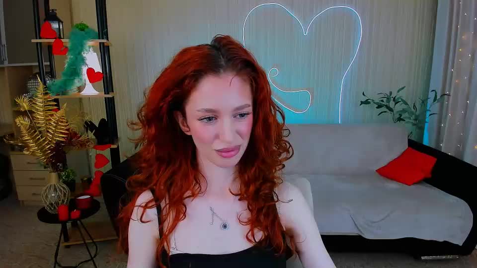 christinaconteeree Приват Записи 2026-07-18