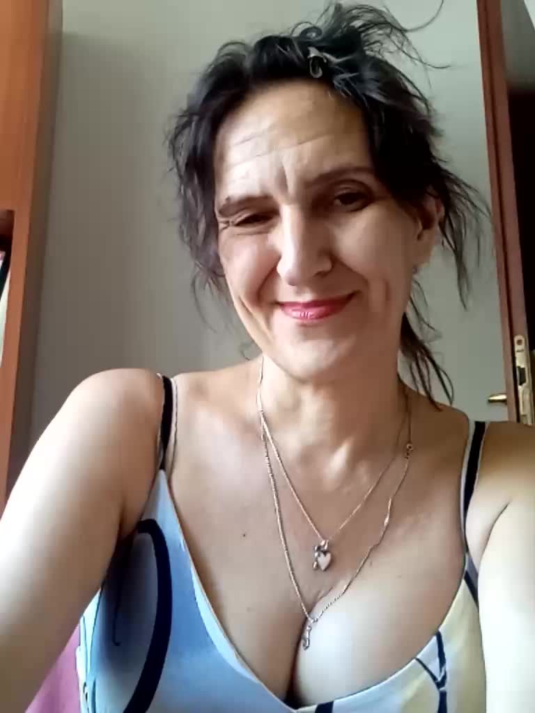 AleneLorrie Приват Записи 2026-07-18