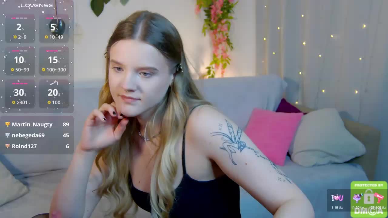 Emma-peach Приват Записи 2026-07-18
