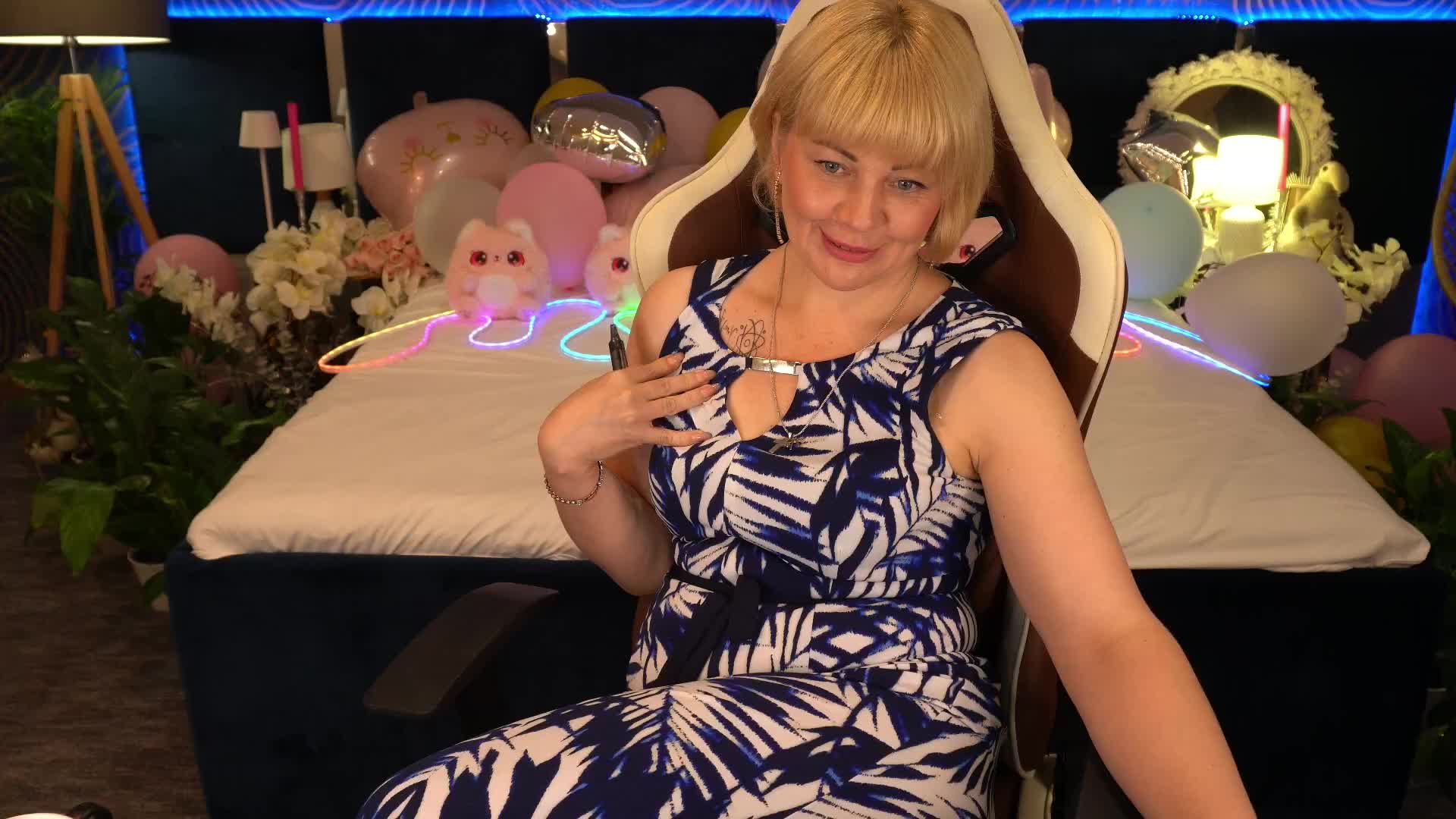 AmiraNight Приват Записи 2026-07-19