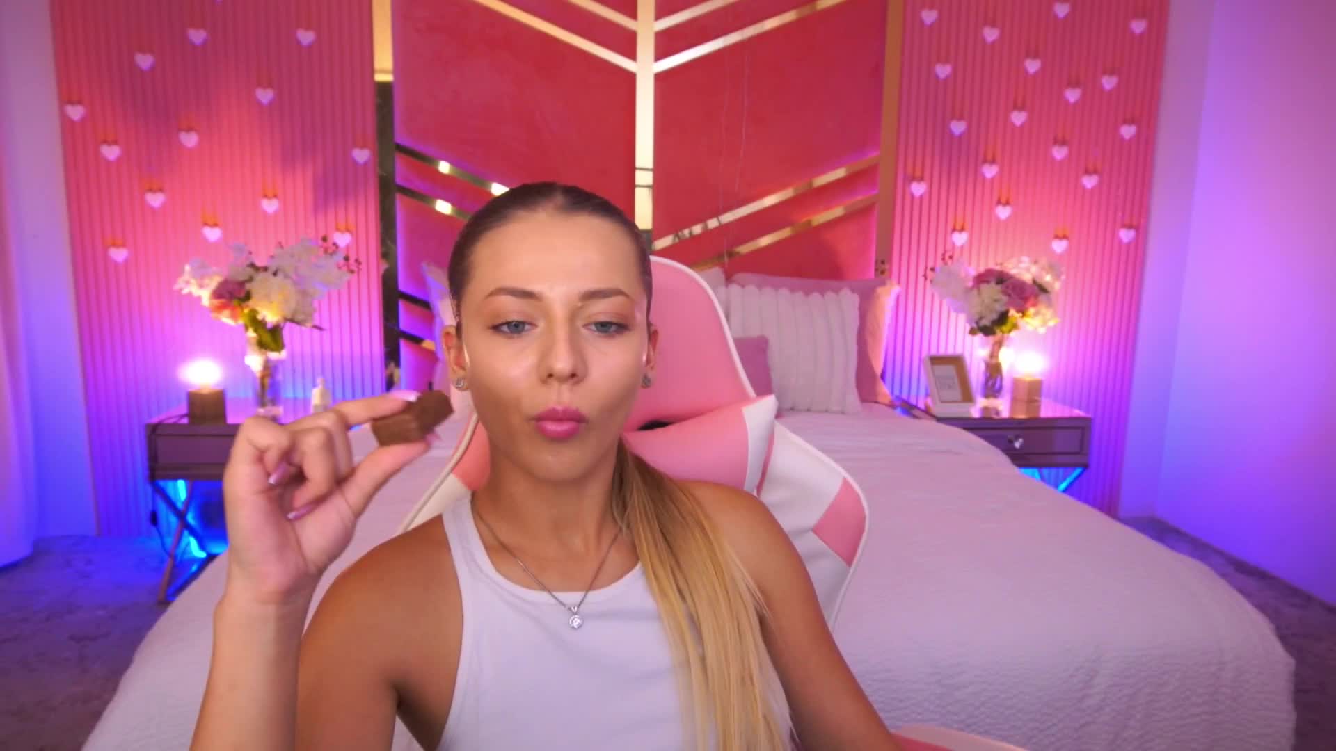 LoveeDove Приват Записи 2026-07-21